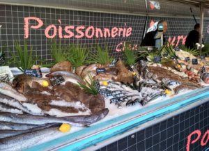 chartrons sunday market bordeaux fish